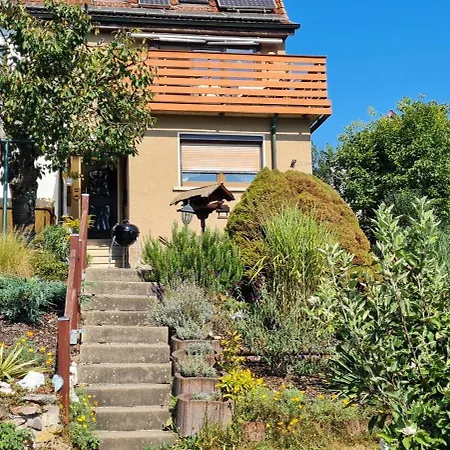 Apartment Berg-glueck, Ruhige Lage Mit Garten