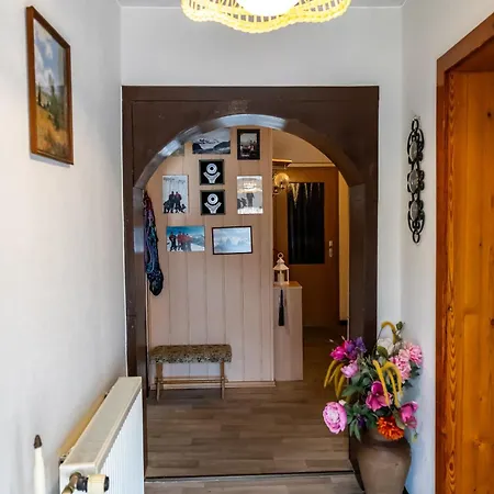 Berg-glueck, Ruhige Lage Mit Garten Lägenhet Schmalkalden