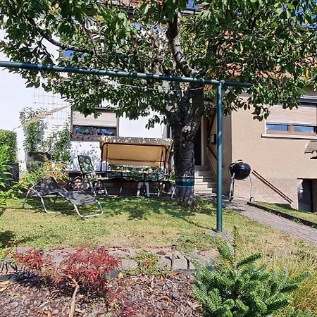 Berg-glueck, Ruhige Lage Mit Garten Apartment *