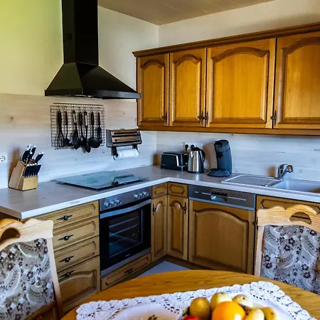 Apartment Berg-glueck, Ruhige Lage Mit Garten Schmalkalden