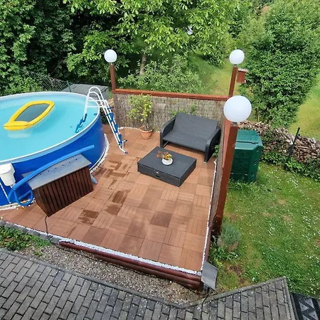 Lägenhet Berg-glueck, Ruhige Lage Mit Garten