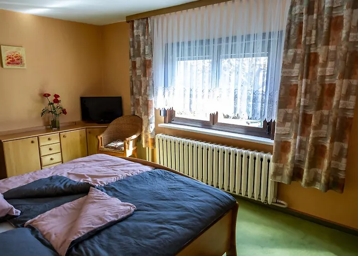 Berg-glueck, Ruhige Lage Mit Garten *