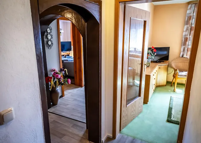 Berg-glueck, Ruhige Lage Mit Garten