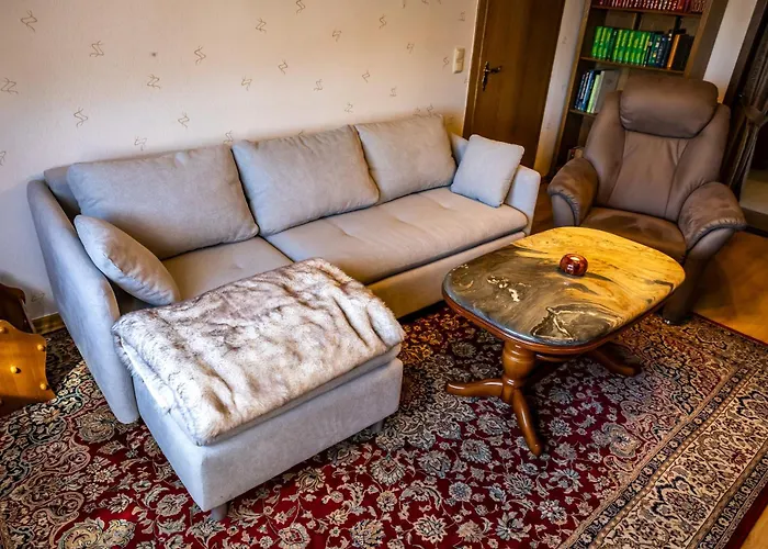 Berg-glueck, Ruhige Lage Mit Garten Schmalkalden